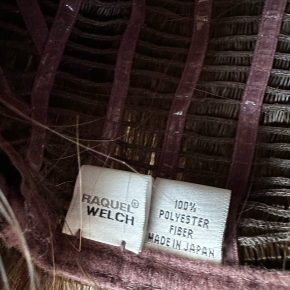 Raquel Welch Upstage Women's Wig - Picture 3 of 7